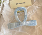 Crafted with a sleek Ocean Blue Clip finish and a sturdy gold spring, this 8cm claw clip holds your hair securely without tugging or damage. Whether you’re heading to class, a brunch date, or just lounging at home, it’s your go-to accessory for effortless beauty.